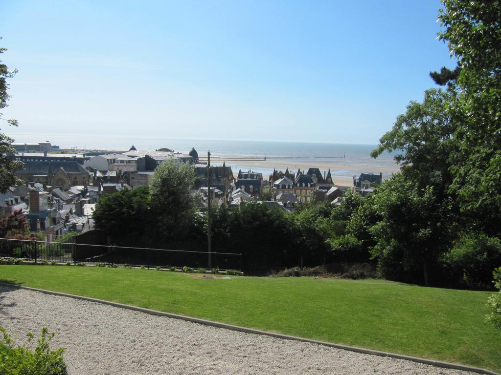 Villa Regina Trouville-sur-Mer Kamer foto